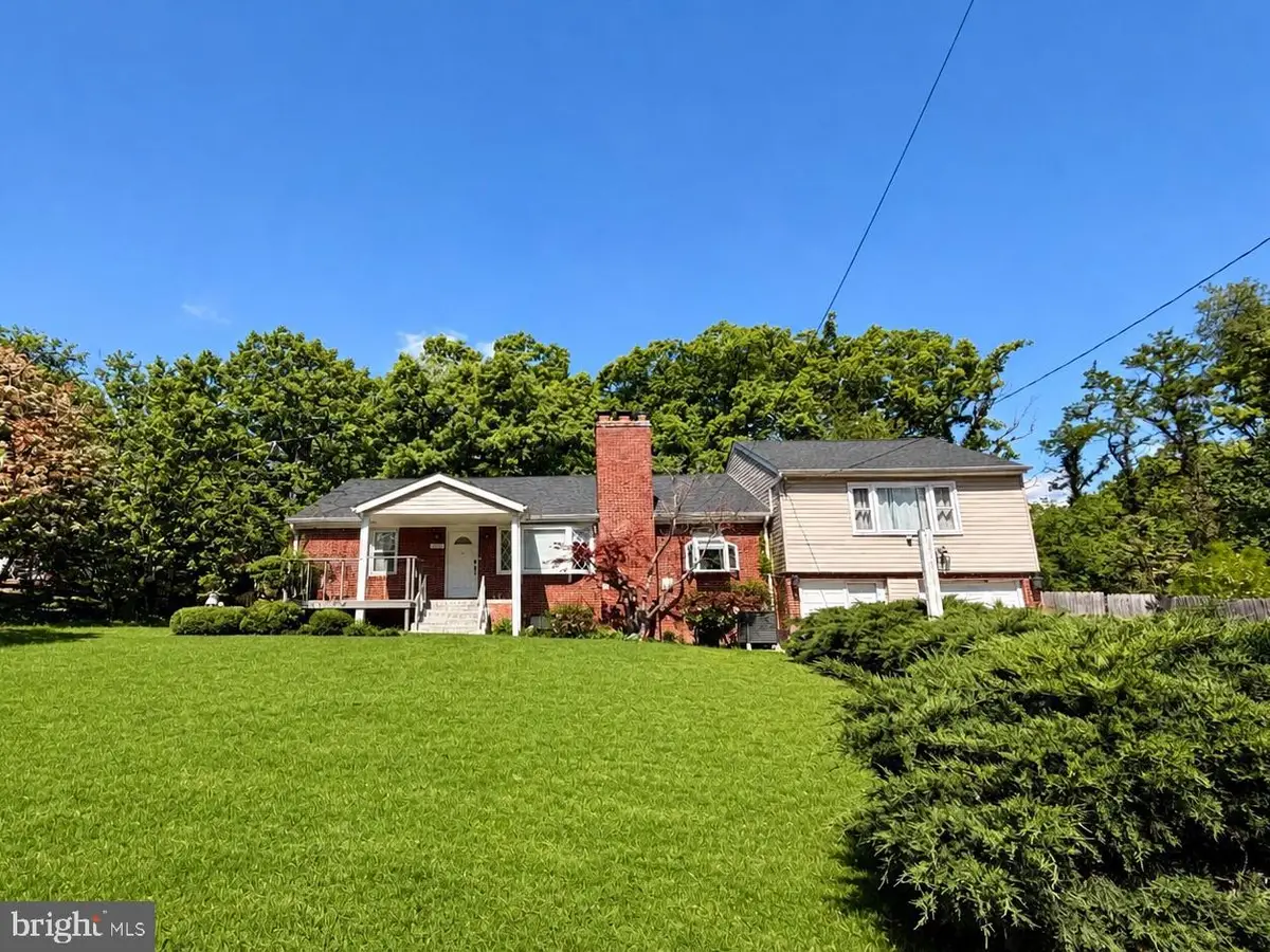 6201 Joyce Dr, Temple Hills, MD 20748 - #1