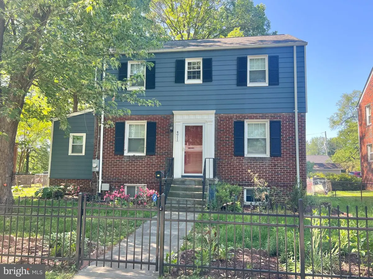 4911 Ravenswood Rd, Riverdale, MD 20737 - #1