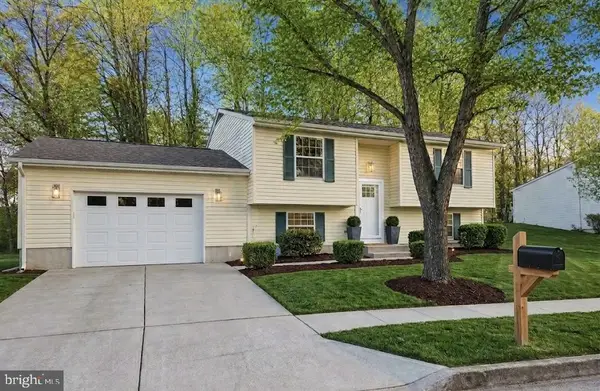 10702 Hollaway Dr, UPPER MARLBORO, MD 20772