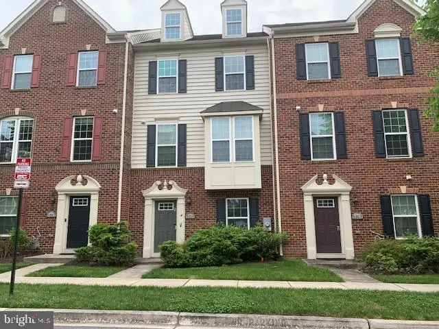 5315 Davis Point Ln, Greenbelt, MD 20770 - #1