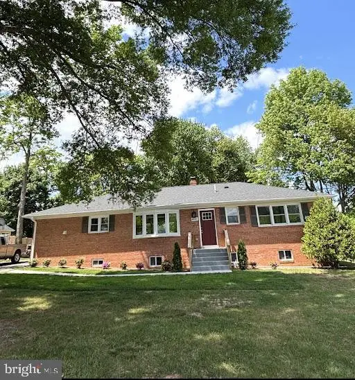 6620 Napoli Rd, Temple Hills, MD 20748 - #1