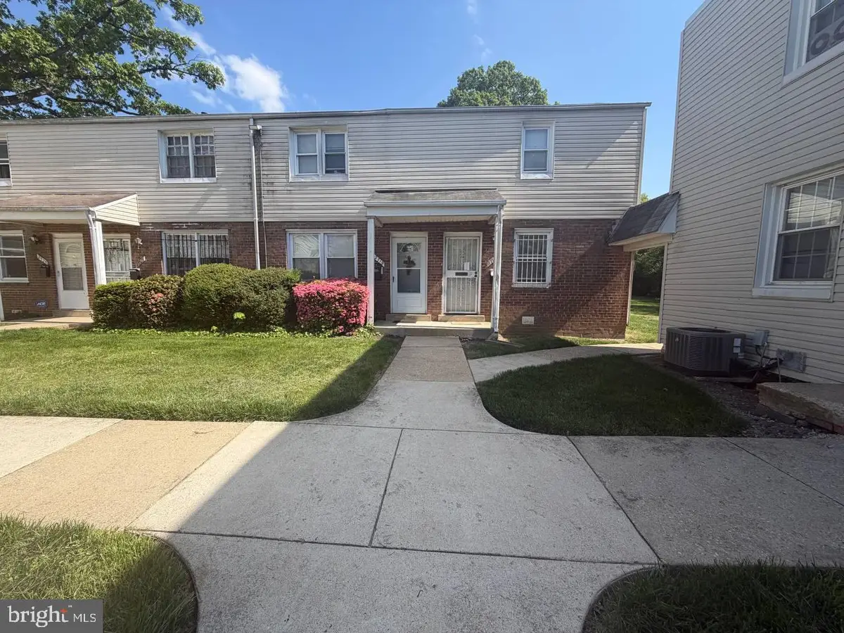 2719 Iverson St #61, Temple Hills, MD 20748 - #1