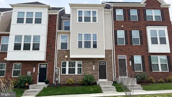 5418 Manor Park Dr, UPPER MARLBORO, MD 20772