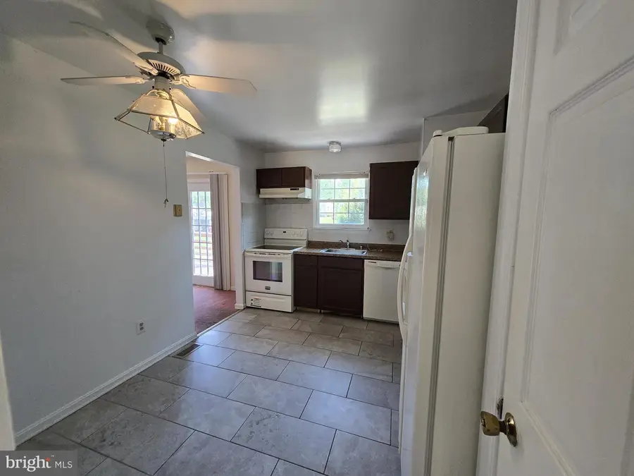 8510 Schultz Rd, Clinton, MD 20735 - #2