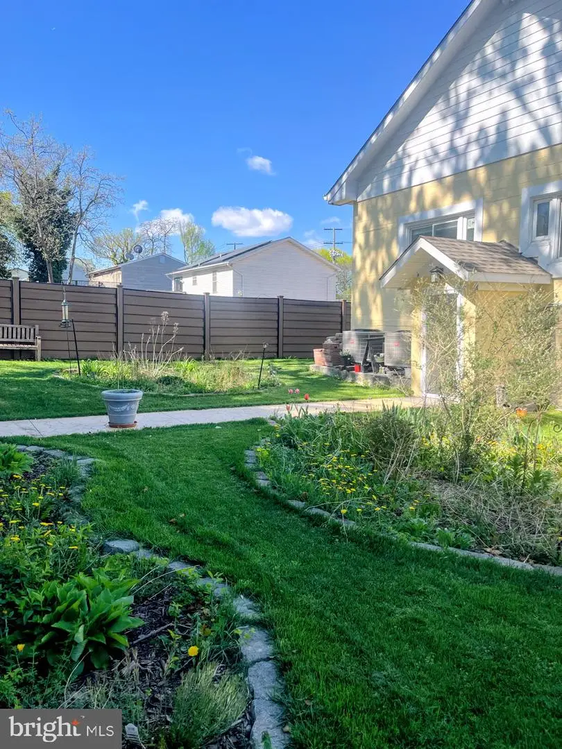 727 61st Ave, Fairmount Heights, MD 20743 - #2