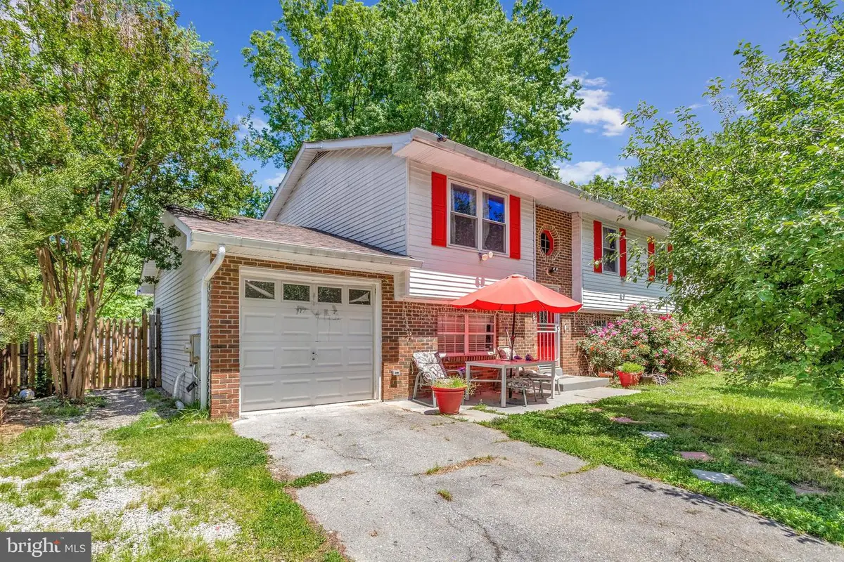 808 Narrowleaf Dr, Upper Marlboro, MD 20774 - #1