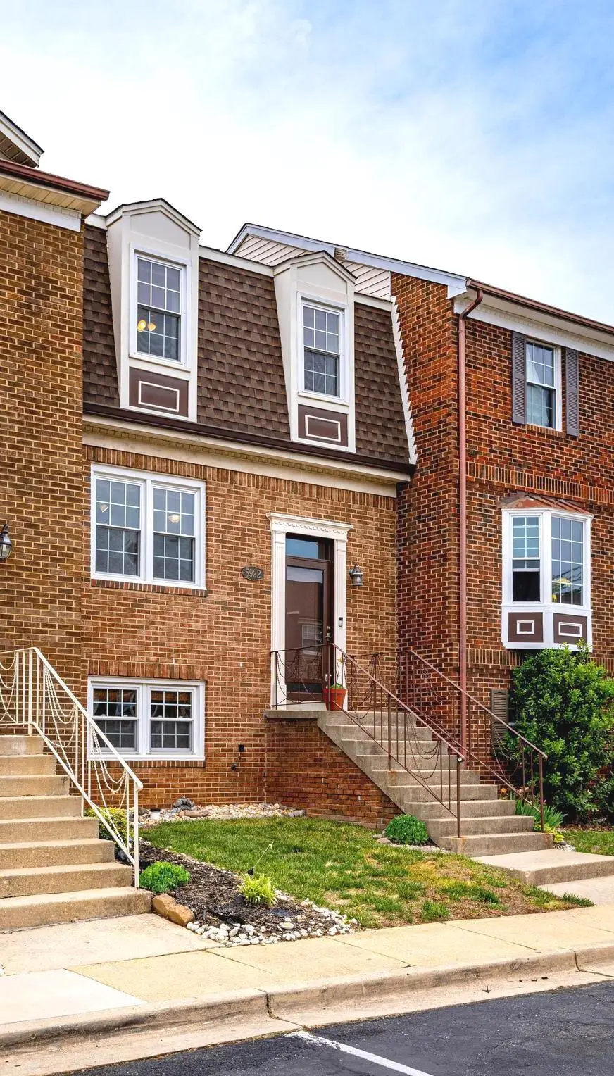 5922 Surratts Village Dr, Clinton, MD 20735 - #2