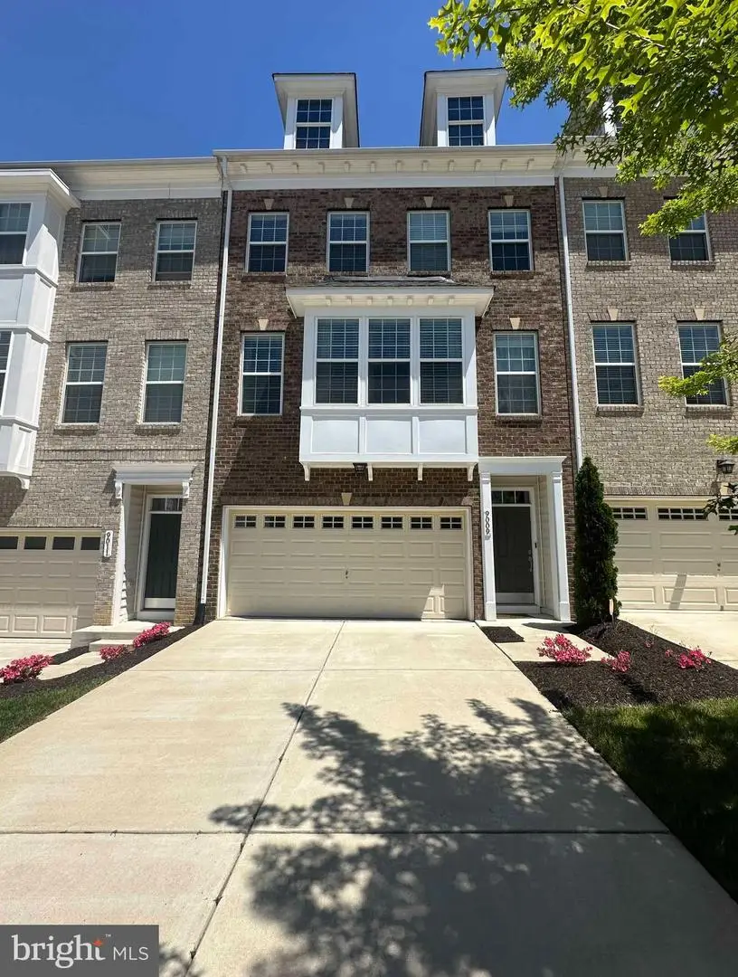 9009 Village Springs Dr, Upper Marlboro, MD 20772 - #1