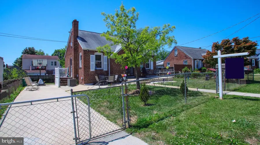 3709 Kennedy Pl, Hyattsville, MD 20782 - #2