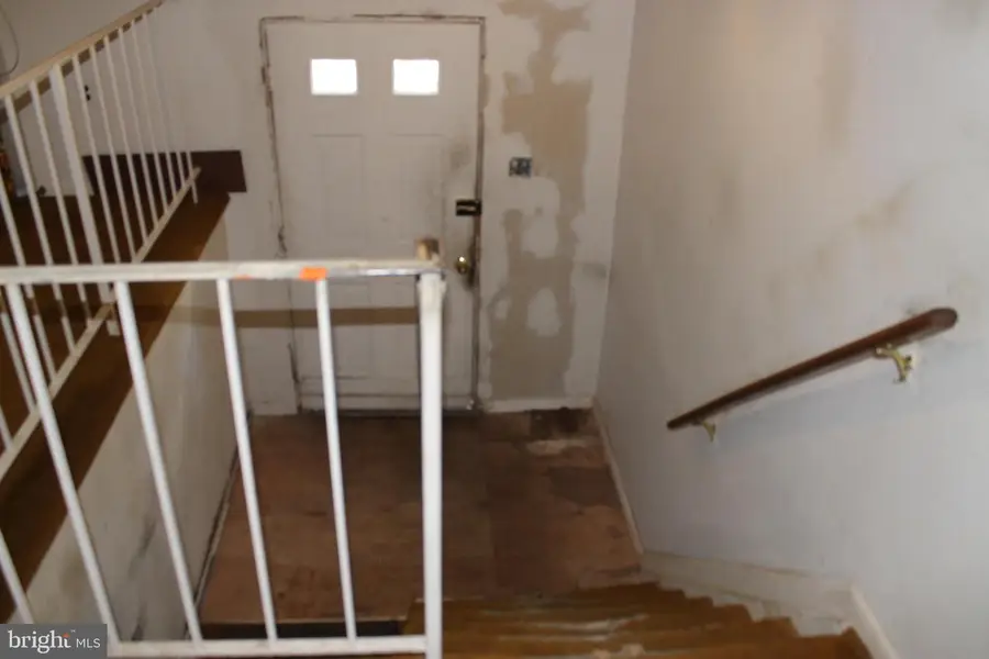 9309 Cross Bow Rd, Fort Washington, MD 20744 - #2