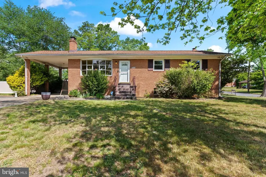 10504 Mullikin Dr, Clinton, MD 20735 - #2