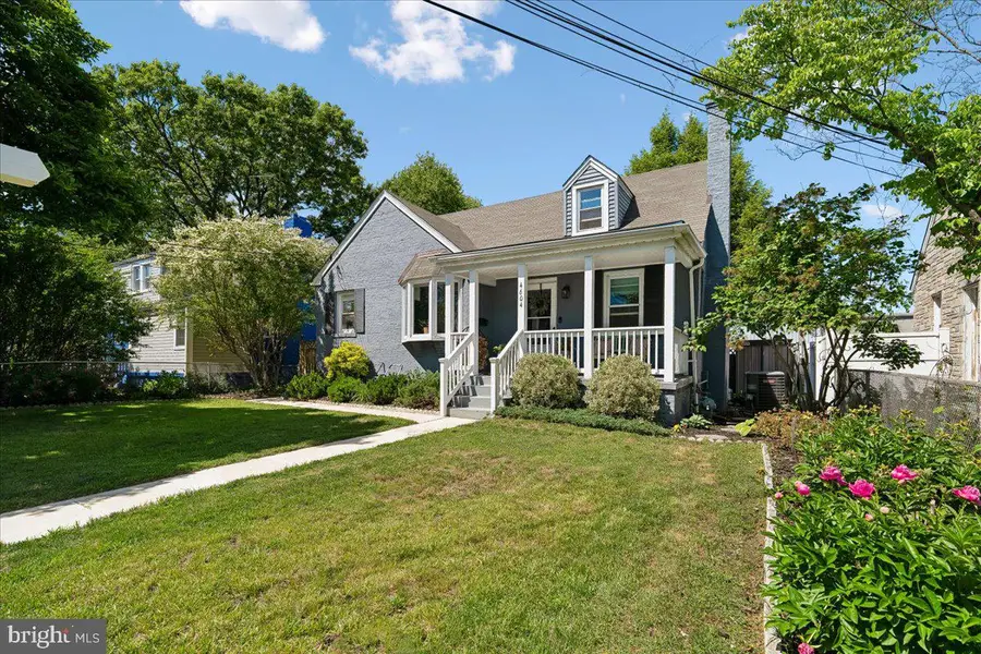 4604 Burlington Rd, Hyattsville, MD 20781 - #2