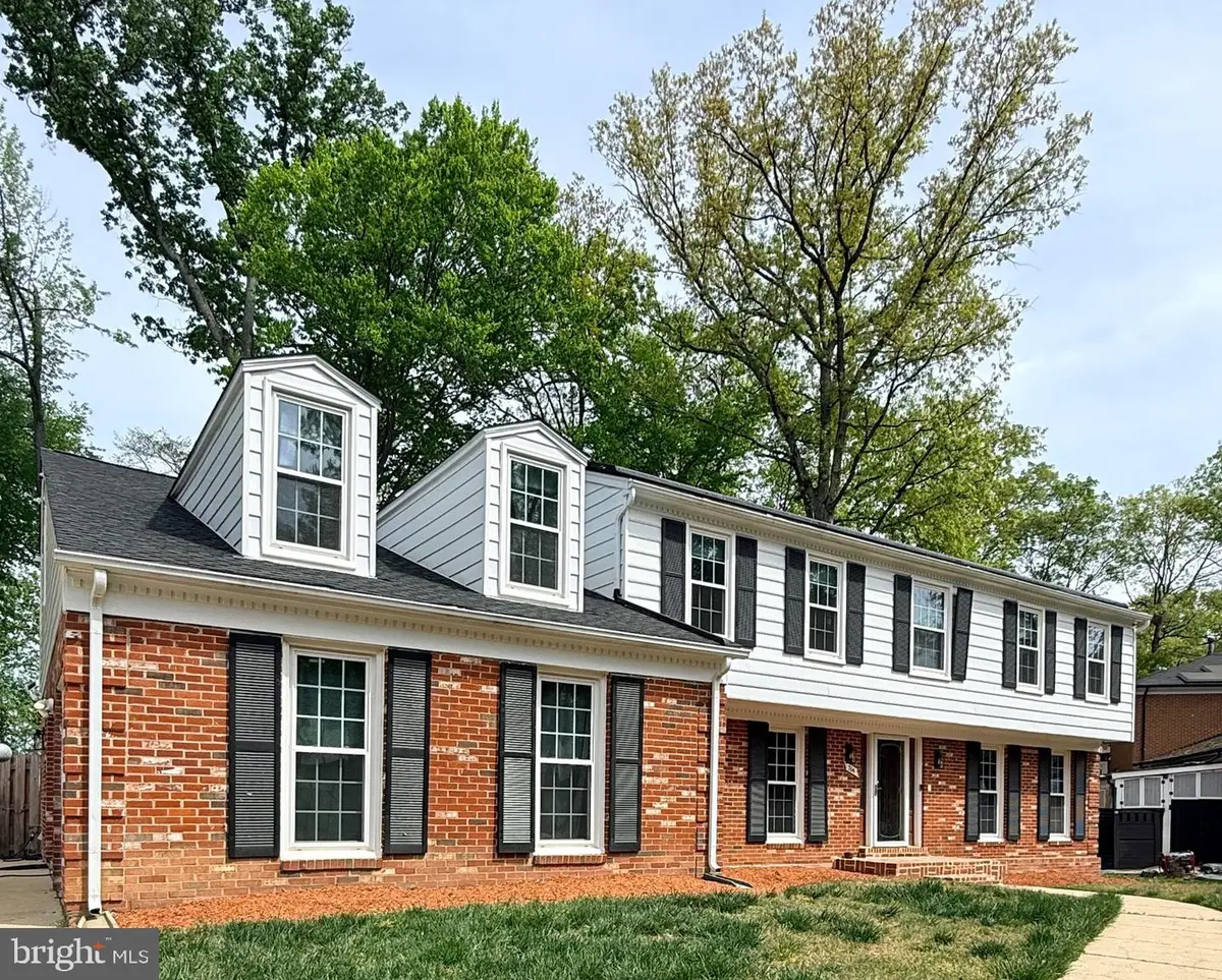 766 Gleneagles Dr, Fort Washington, MD 20744 - #1