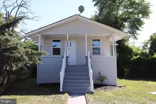 1528 Hunt Ave, LANDOVER, MD 20785