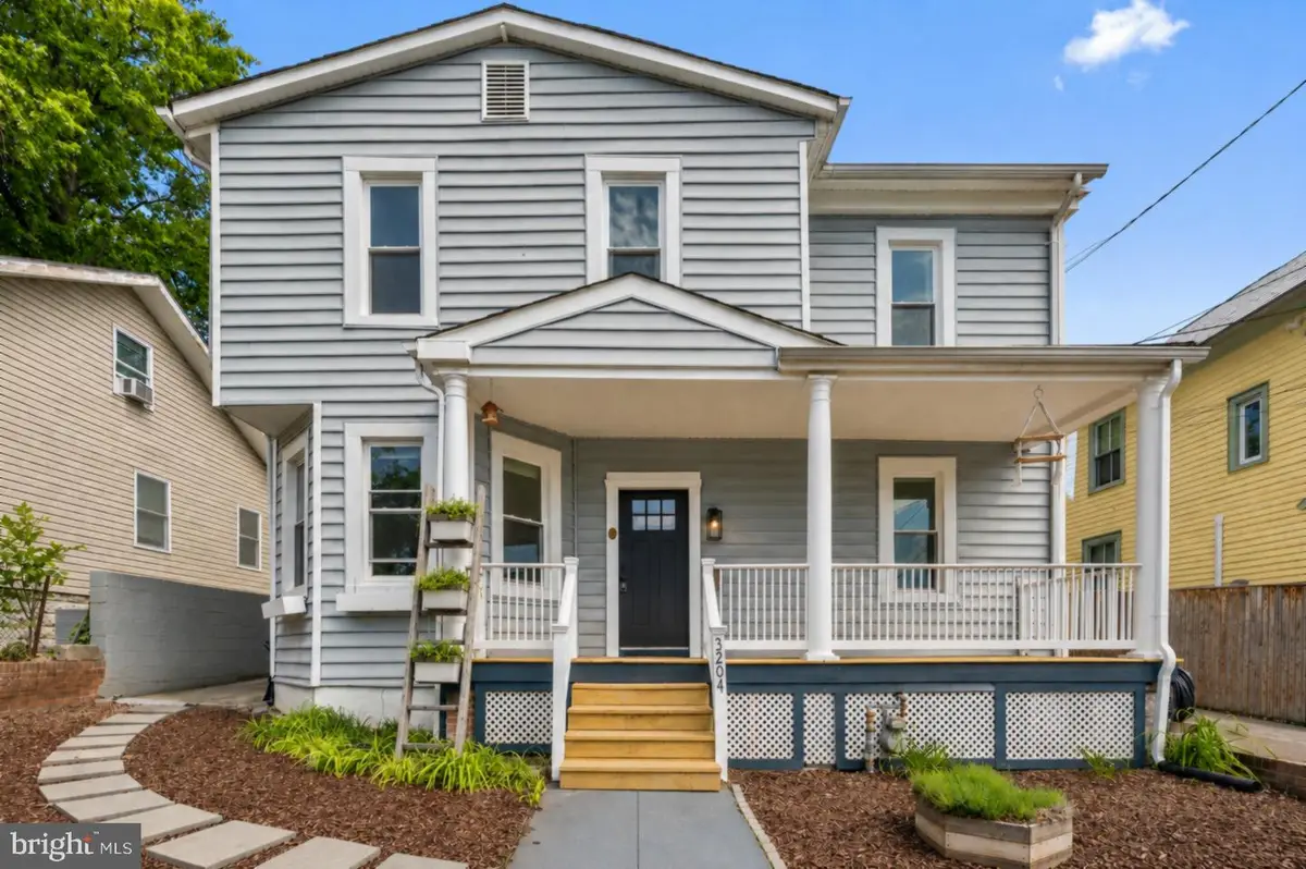 3204 Perry St, Mount Rainier, MD 20712 - #1