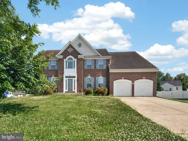 2000 Del Sol Ct, BOWIE, MD 20721