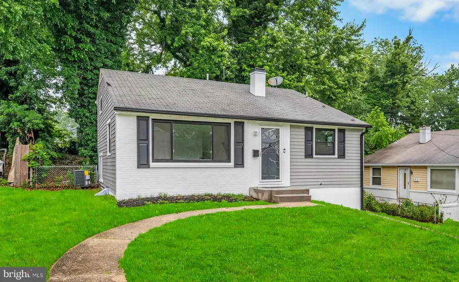 506 Barrymore Dr, Oxon Hill, MD 20745 - #3