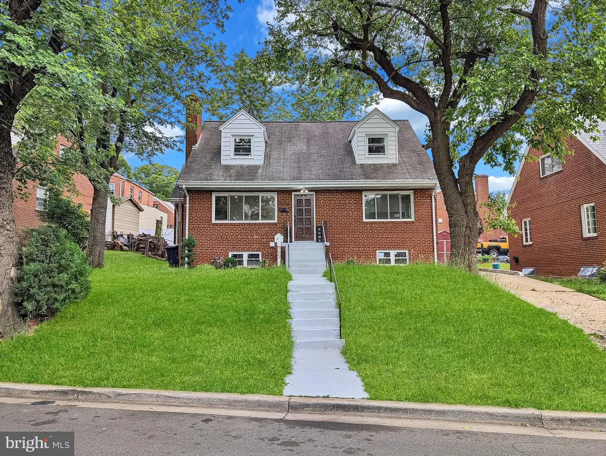 5603 Newton St, Hyattsville, MD 20784 - #1