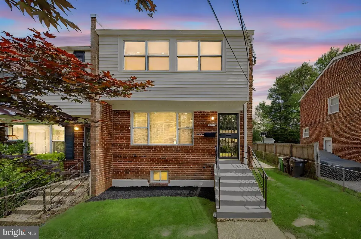 3518 Dunlap St, Temple Hills, MD 20748 - #1