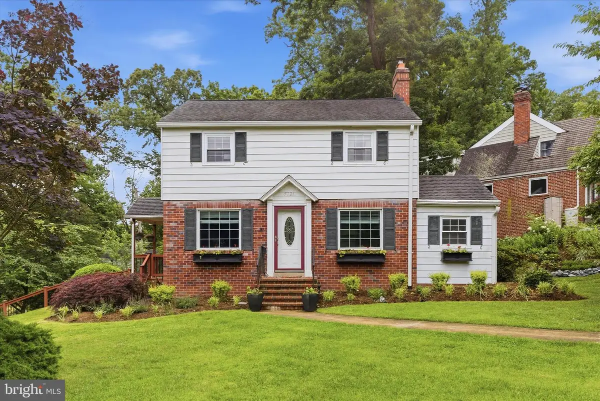 5721 Forest Rd, Cheverly, MD 20785 - #1