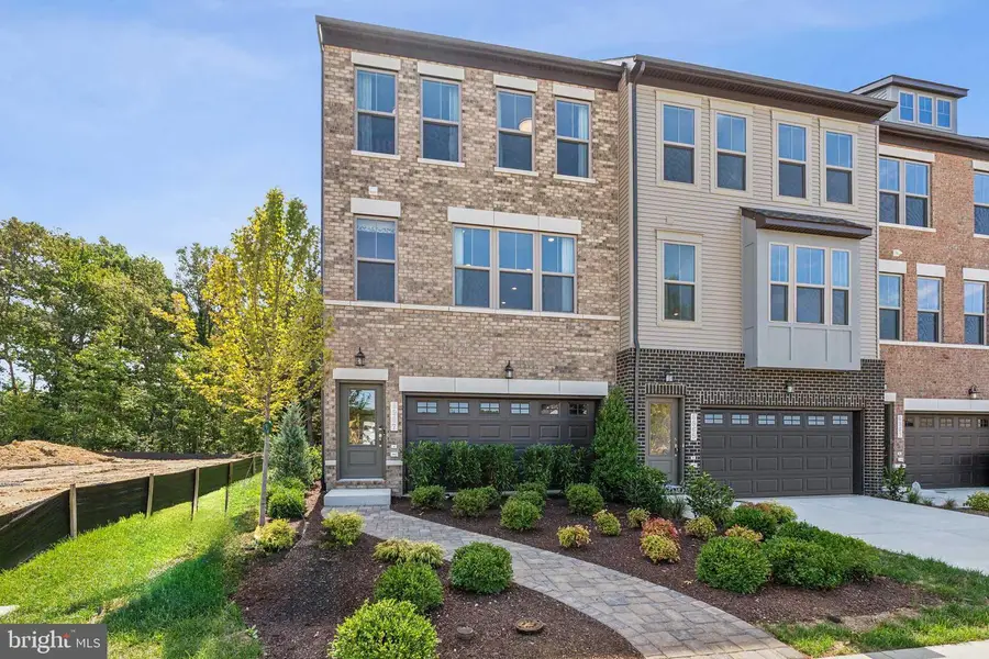 7047 Woodlands Green Rd, Brandywine, MD 20613 - #2