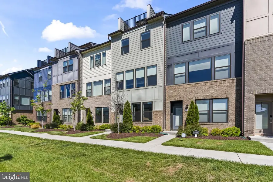 4963 Vista Green Ln, Lanham, MD 20706 - #2