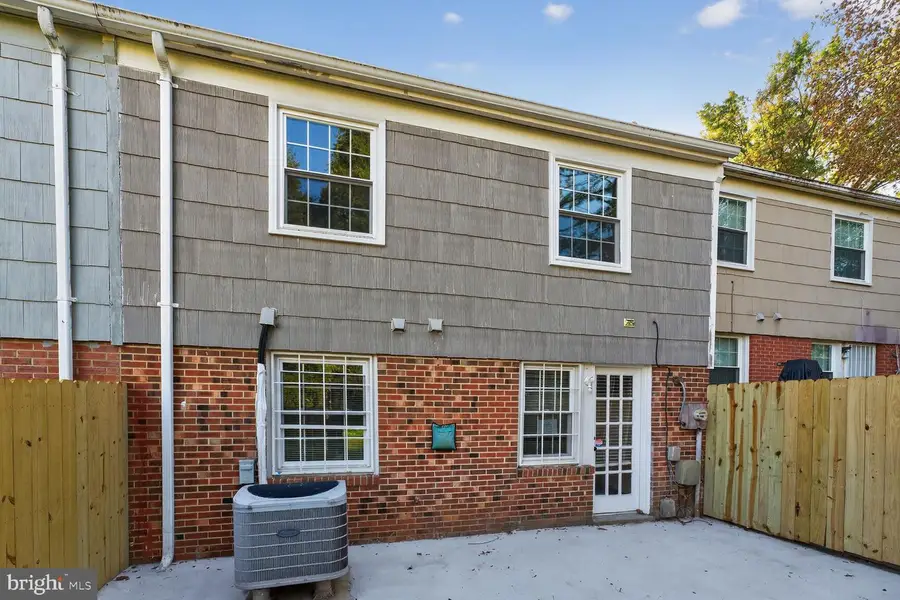 1532 Potomac Heights Dr #204, Fort Washington, MD 20744 - #3