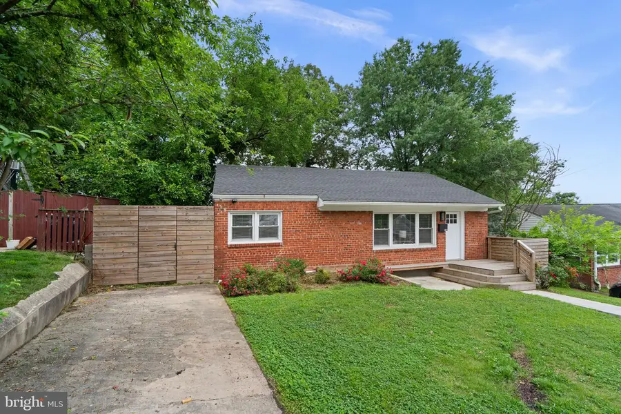 6923 Randolph St, Hyattsville, MD 20784 - #2