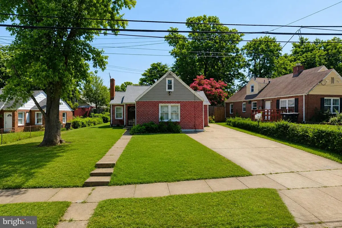 6815 Standish Dr, Hyattsville, MD 20784 - #1