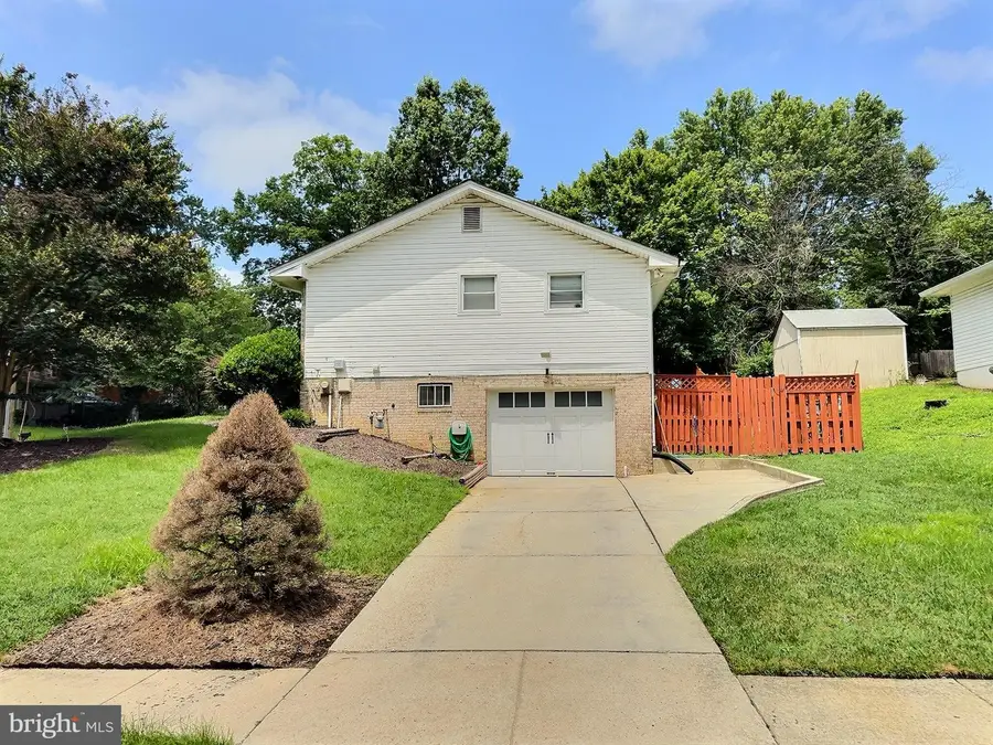 7610 Harpers Dr, Fort Washington, MD 20744 - #3