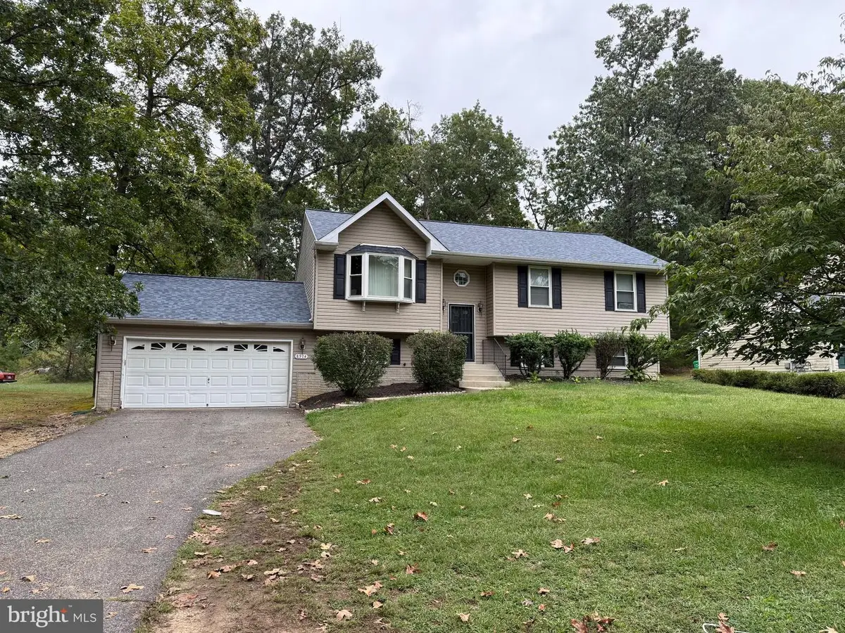 8514 Dangerfield Rd, Clinton, MD 20735 - #1