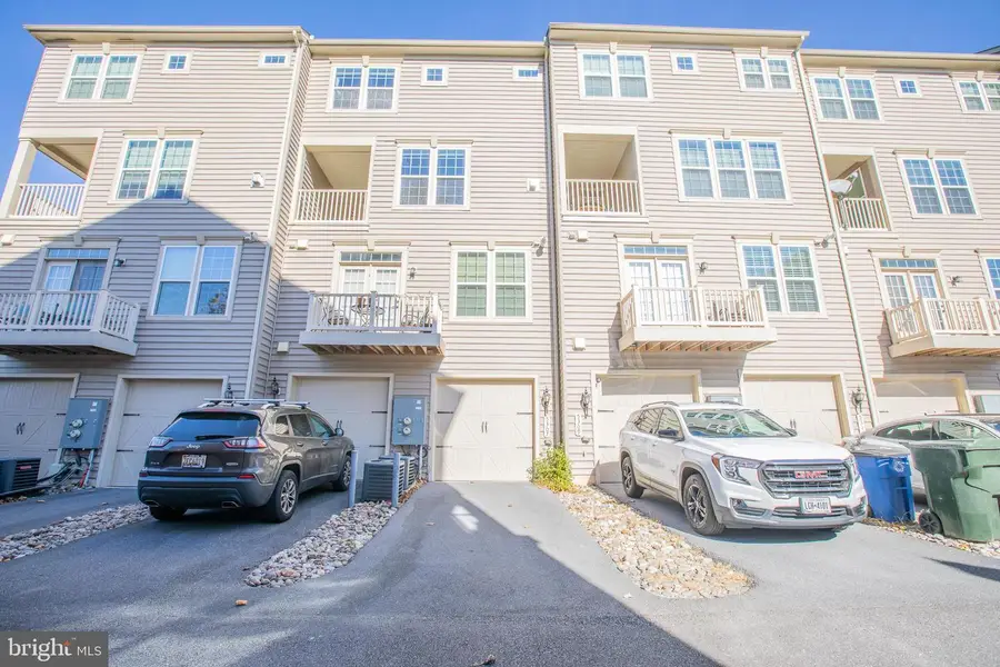 5307 S Center Dr #304d, Greenbelt, MD 20770 - #3