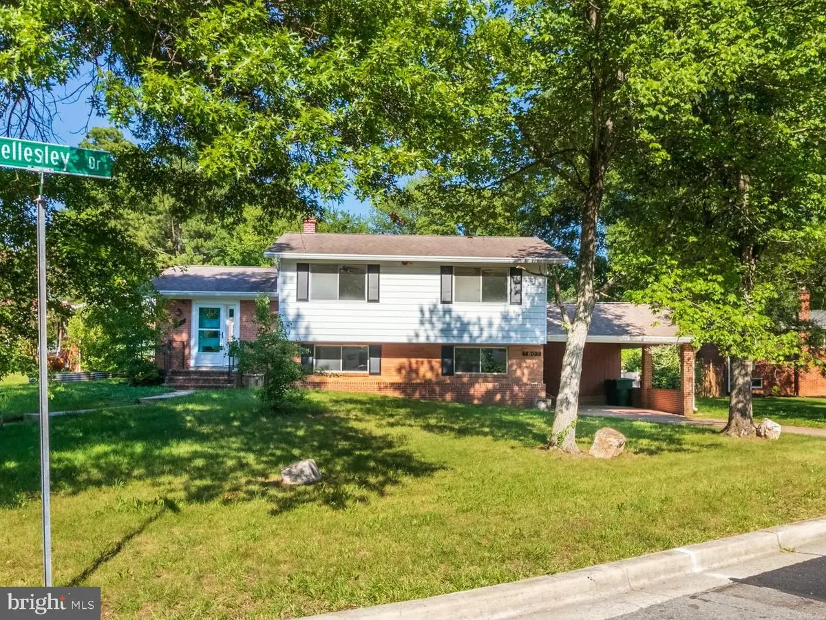 7603 Wellesley Dr, College Park, MD 20740 - #1
