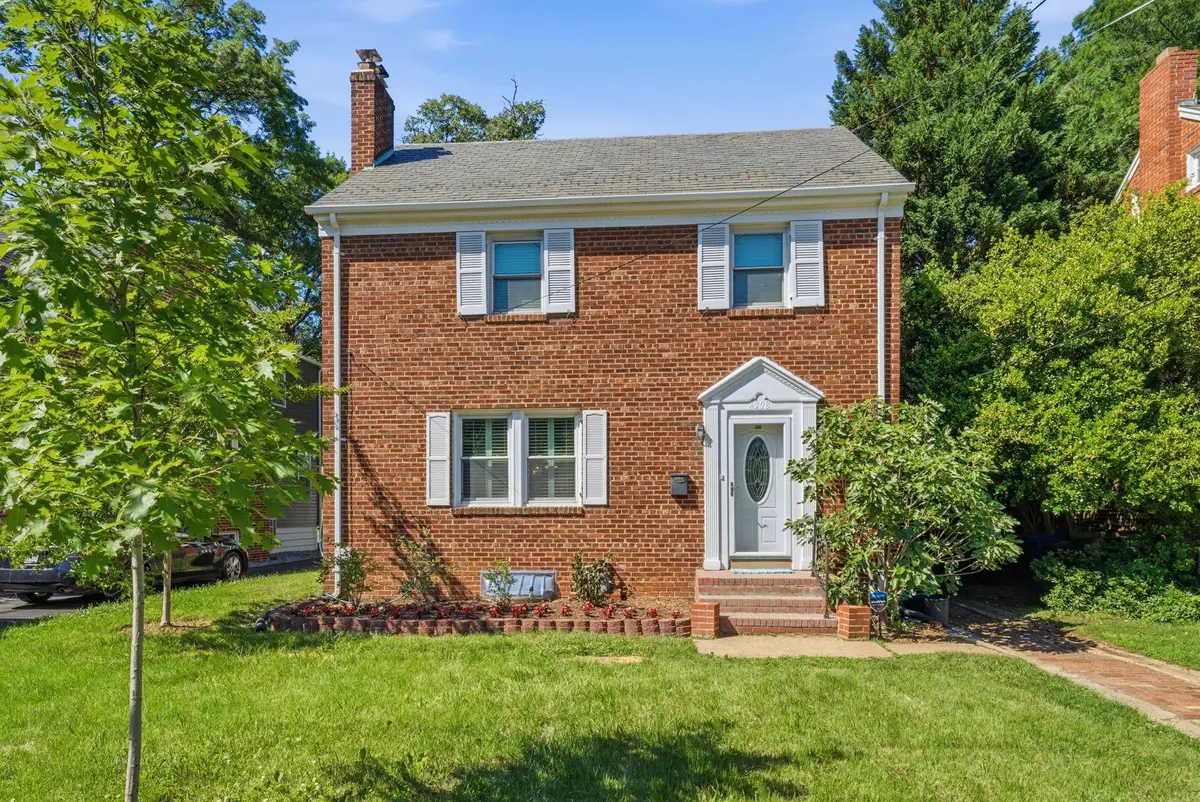 4308 East West Hwy, Hyattsville, MD 20782 - #1