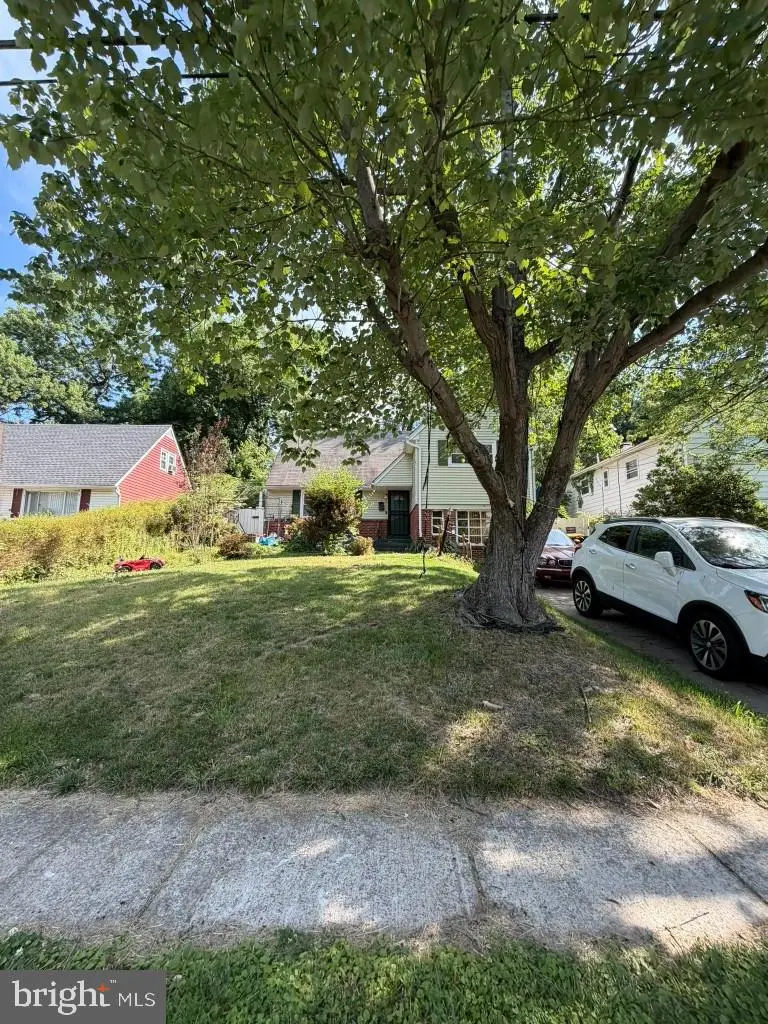 6104 Greenvale Pkwy, Riverdale, MD 20737 - #2