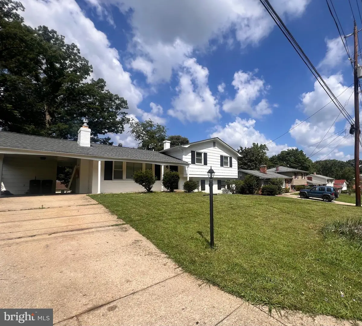 9109 Pinehurst Dr, Fort Washington, MD 20744 - #1