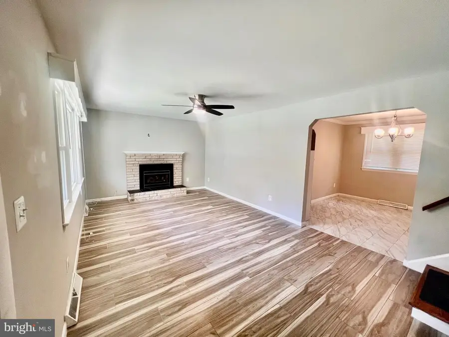 9109 Pinehurst Dr, Fort Washington, MD 20744 - #3