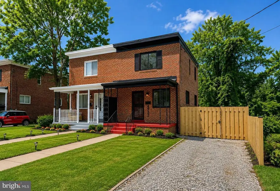 4933 38th Ave, Hyattsville, MD 20782 - #3