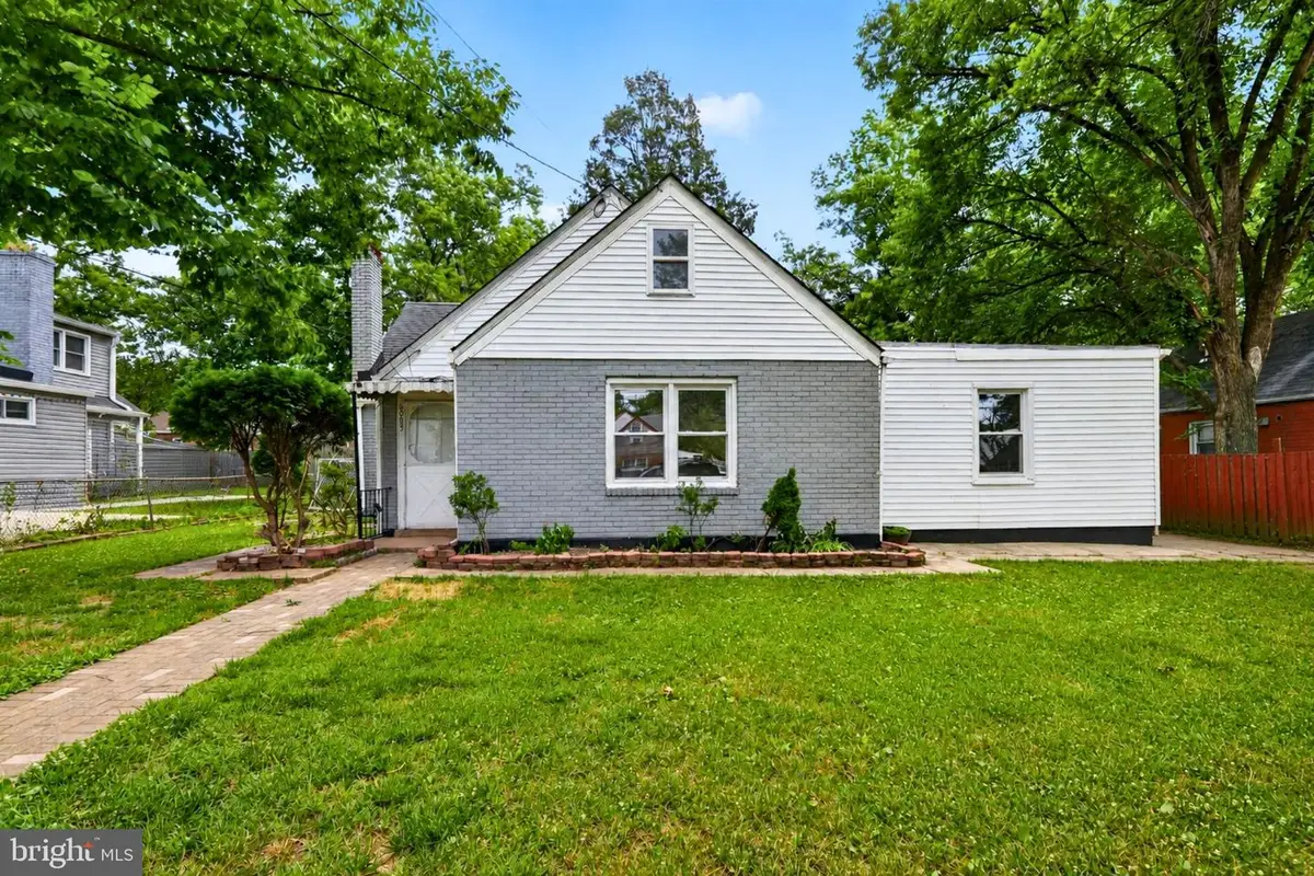 6903 Shepherd St, Hyattsville, MD 20784 - #1