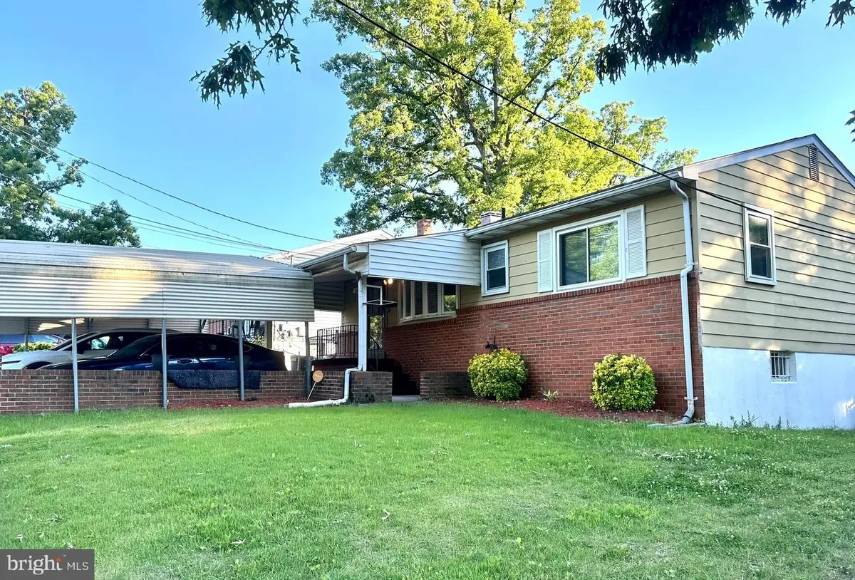 2114 Columbia Ave, Landover, MD 20785 - #1