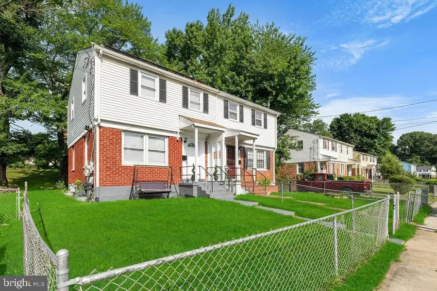 5911 Shoshone Dr, Oxon Hill, MD 20745 - #3
