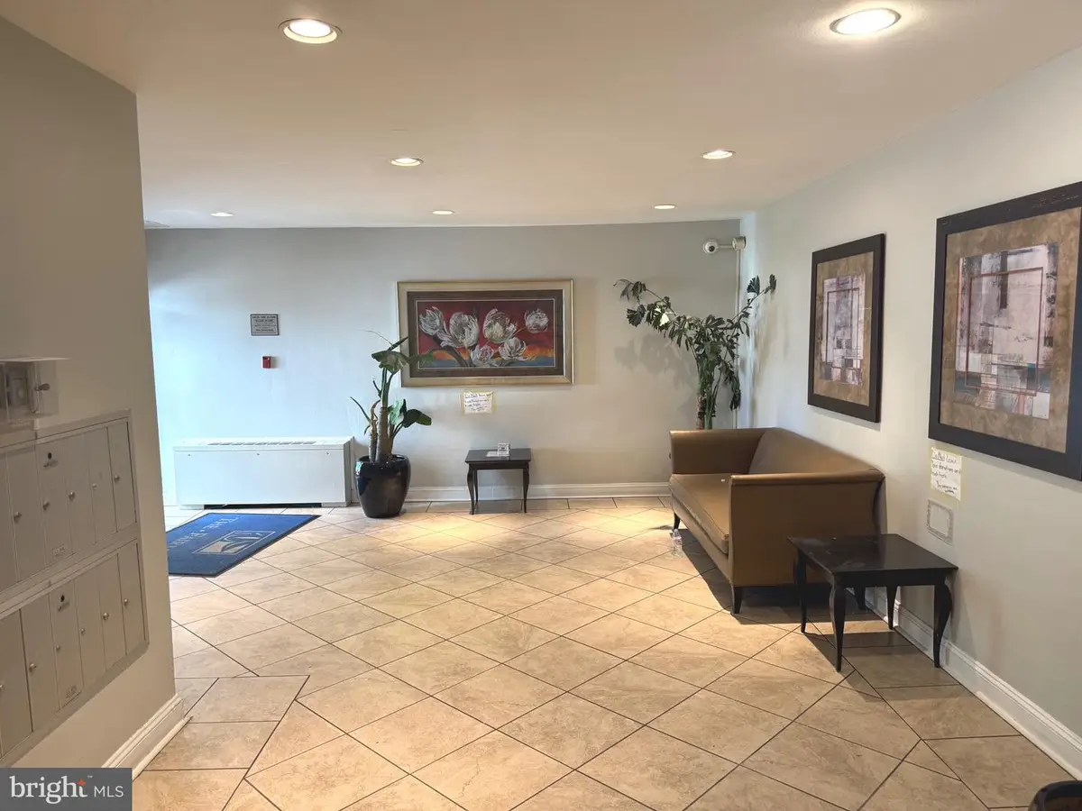 1005 Chillum Rd #301, Hyattsville, MD 20782 - #1