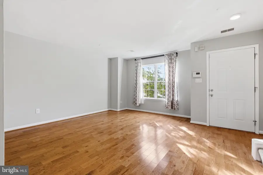 7173 Mahogany Dr #5, Landover, MD 20785 - #2