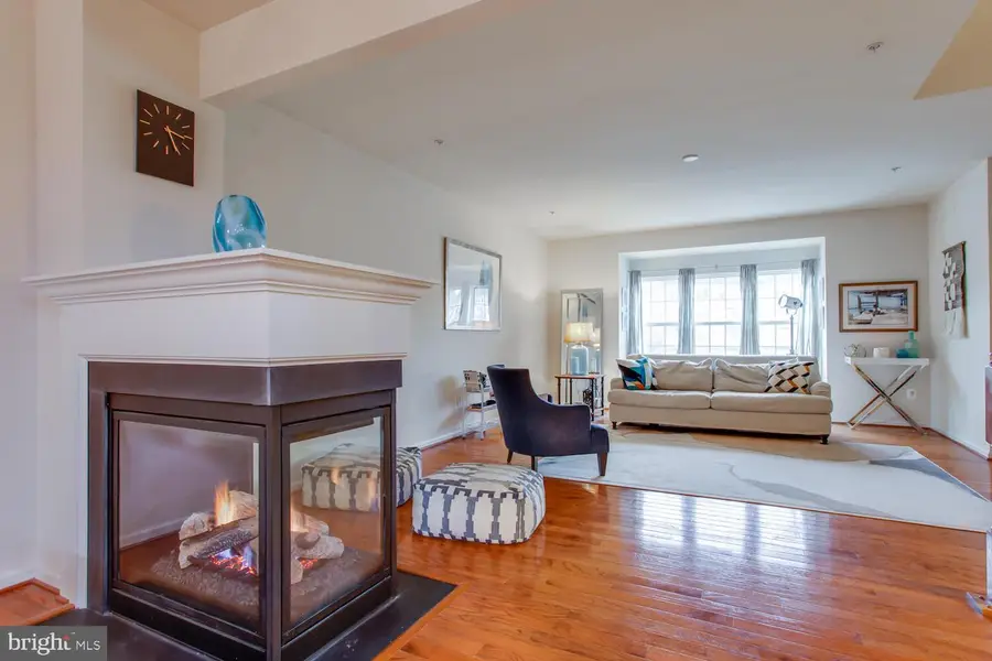915 Hall Station Dr, Bowie, MD 20721 - #2