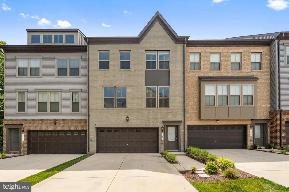 4 Albany Pl, Upper Marlboro, MD 20774 - #1