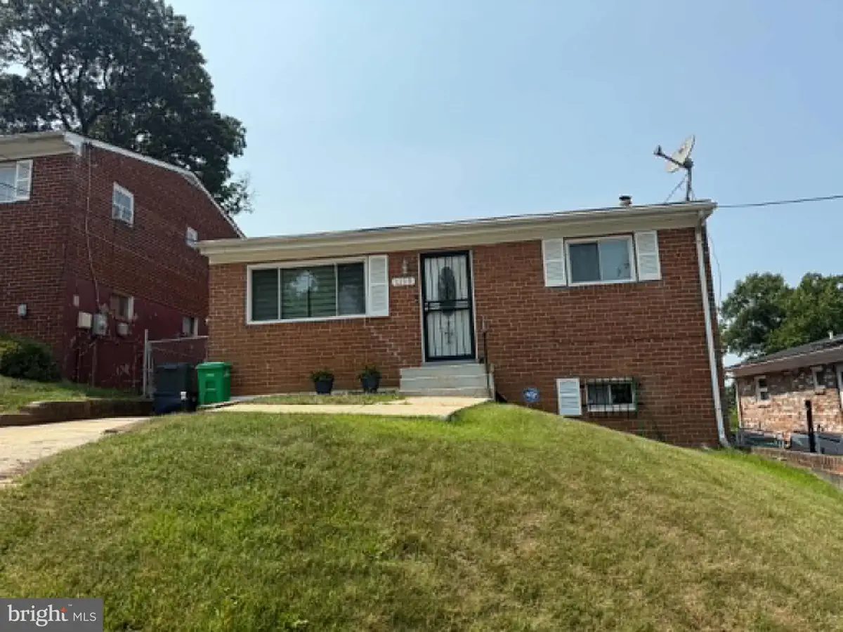 1115 Elfin Ave, Capitol Heights, MD 20743 - #1