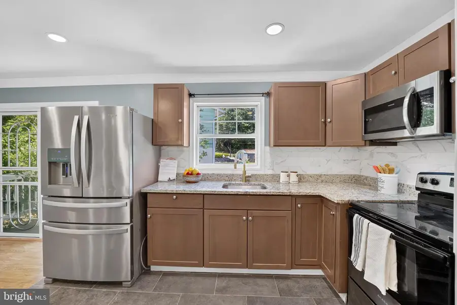 4203 John St, Suitland, MD 20746 - #3