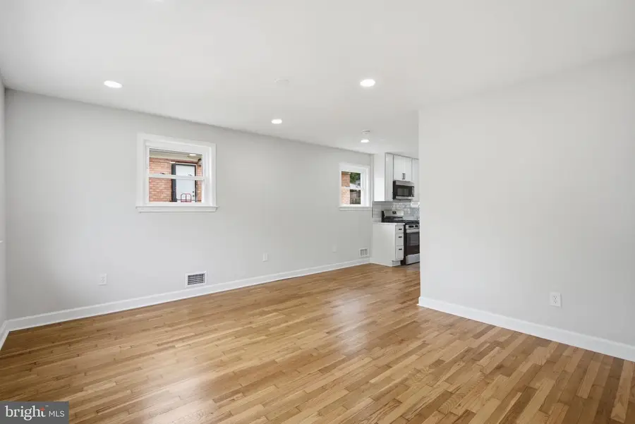 6615 Valley Park Rd, Capitol Heights, MD 20743 - #3