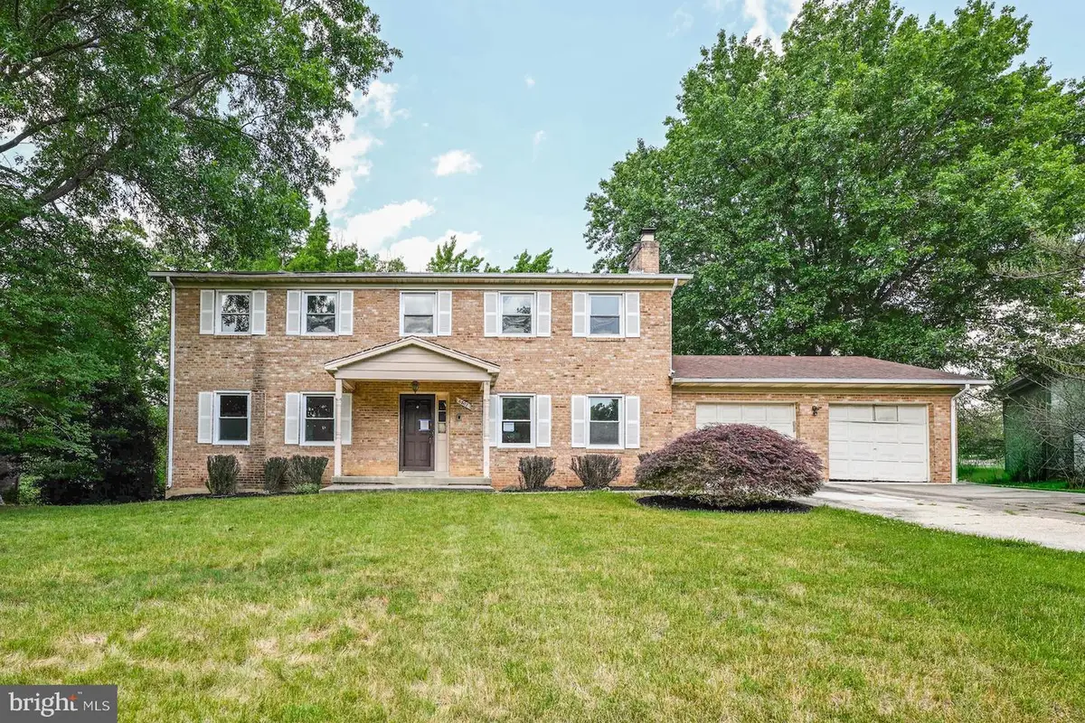6802 Robinia Rd, Temple Hills, MD 20748 - #1