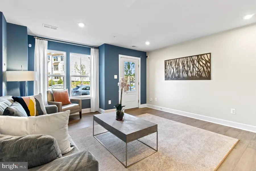 7508 Braun St, Laurel, MD 20707 - #2